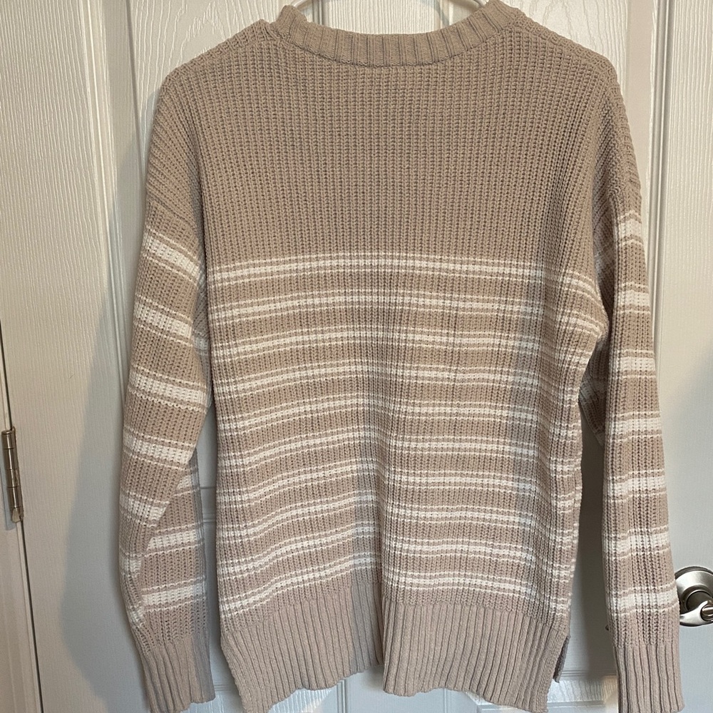 Time and Tru Textured  crew neck Beige and white stripe Sweater - Picture 4 of 4